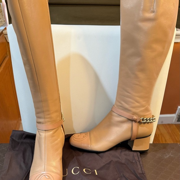 Vintage Gucci Boots - Picture 4 of 8